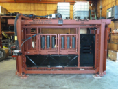 Side view of 10' Hydraulic Squeeze Chute